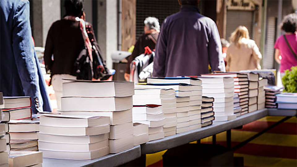 Vuelve la Feria del Libro de Madrid y Cuzco IV lo celebra retomando el BookCrossing